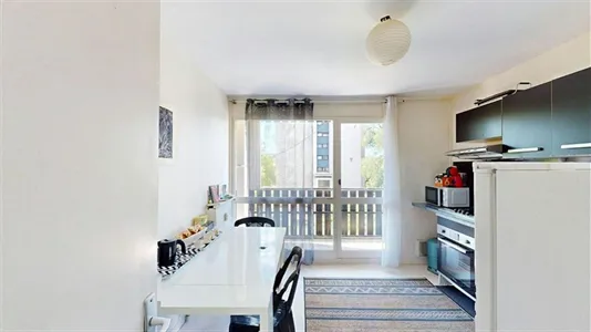 Rooms in Grenoble - photo 3