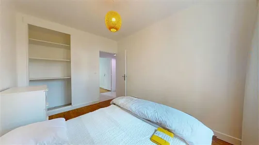 Rooms in Lyon - photo 2
