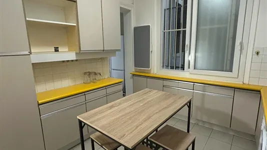 Rooms in Paris 8ème arrondissement - photo 8