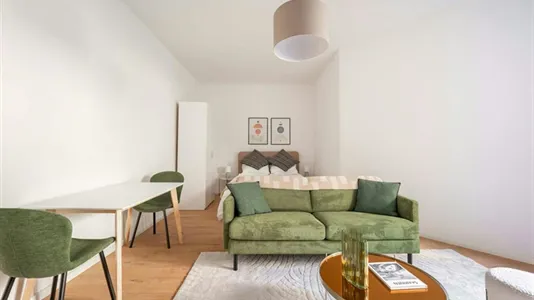 Apartments in Berlin Mitte - photo 1