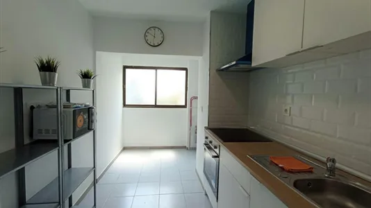 Rooms in Granada - photo 7