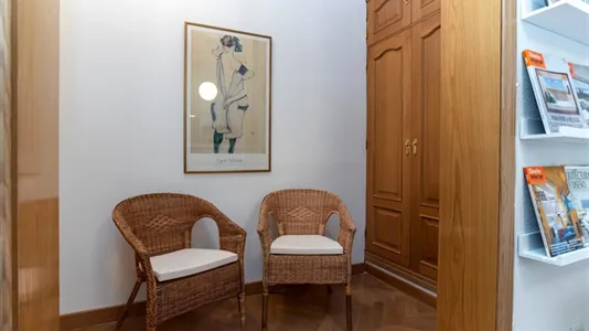 Rooms in Madrid Centro - photo 9