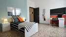 Room for rent, Brescia, Lombardia, &lt;span class=&quot;blurred street&quot; onclick=&quot;ProcessAdRequest(13784854)&quot;&gt;&lt;span class=&quot;hint&quot;&gt;See streetname&lt;/span&gt;[xxxxxxxxxxxxx]&lt;/span&gt;
