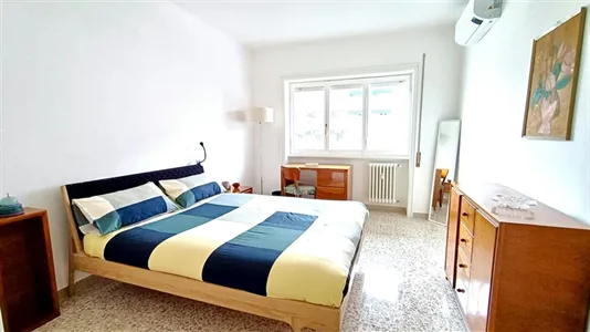 Rooms in Roma Municipio VIII – Appia Antica - photo 1