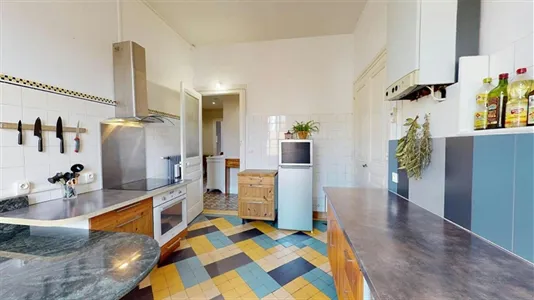 Apartments in Saint-Étienne - photo 4