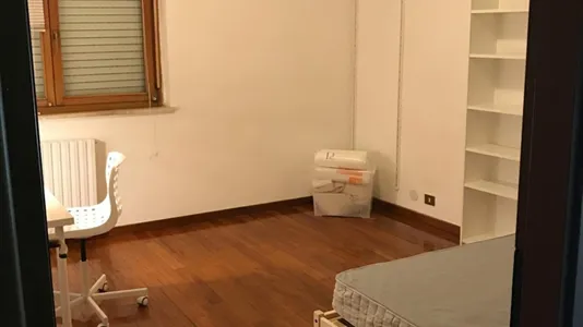 Rooms in Roma Municipio XV – Cassia/Flaminia - photo 8