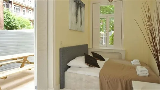 Apartments in Amsterdam Oud-West - photo 5