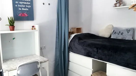 Rooms in Málaga - photo 5