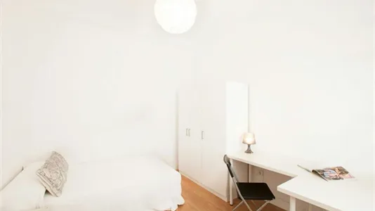 Rooms in Madrid Centro - photo 5