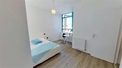 Room for rent in Nanterre, Île-de-France