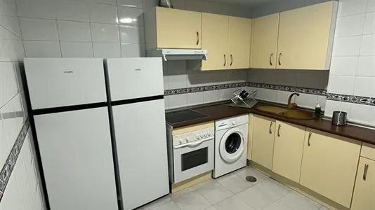 Rooms in Getafe - photo 9