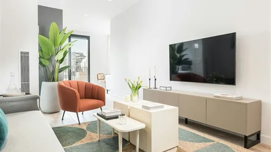 Apartments in Barcelona Eixample - photo 5