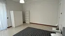 Room for rent, Bari, Puglia, &lt;span class=&quot;blurred street&quot; onclick=&quot;ProcessAdRequest(8410563)&quot;&gt;&lt;span class=&quot;hint&quot;&gt;See streetname&lt;/span&gt;[xxxxxxxxxxxxx]&lt;/span&gt;