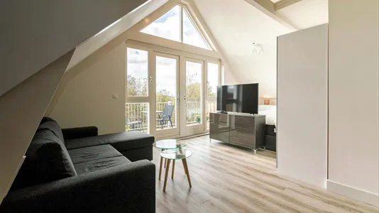 Apartments in Location is not specified - photo 6