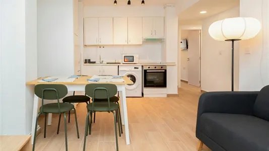 Rooms in Zaragoza - photo 9