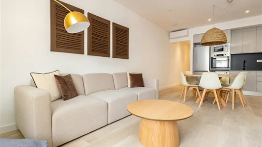 Apartments in Barcelona Eixample - photo 4