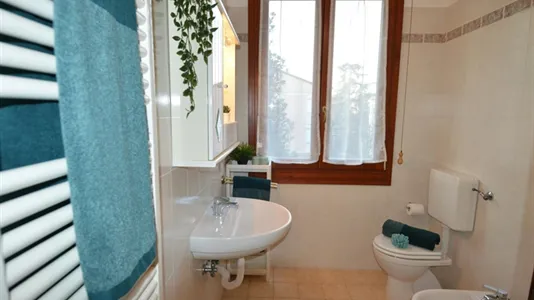 Rooms in Modena - photo 5