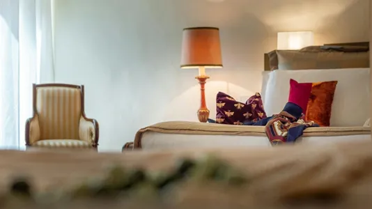 Apartments in Florence - photo 2