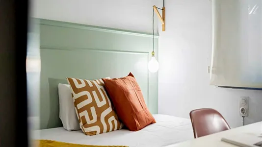 Rooms in Madrid Centro - photo 6