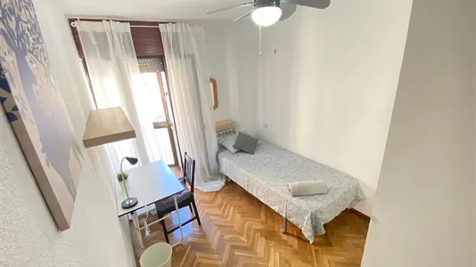 Rooms in Madrid Fuencarral-El Pardo - photo 8