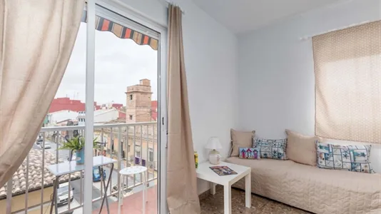 Rooms in Benimamet - photo 9