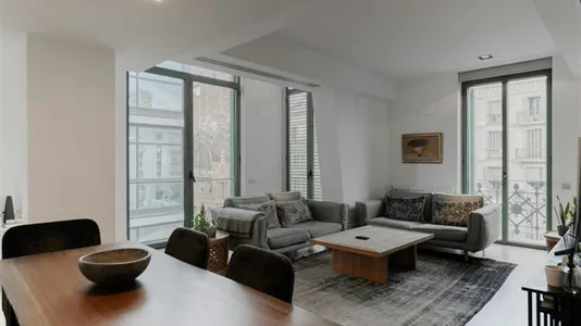Apartments in Barcelona Eixample - photo 1