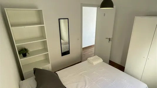 Rooms in Málaga - photo 6