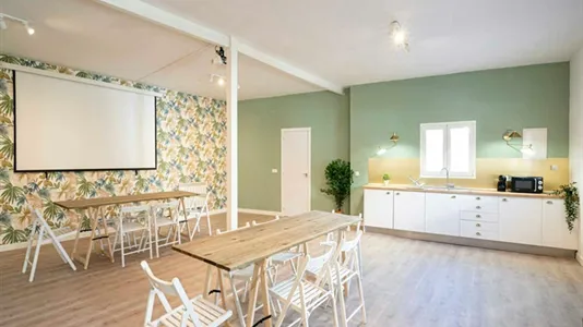 Rooms in Madrid Chamberí - photo 10