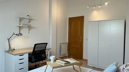Rooms in Villaviciosa de Odón - photo 5