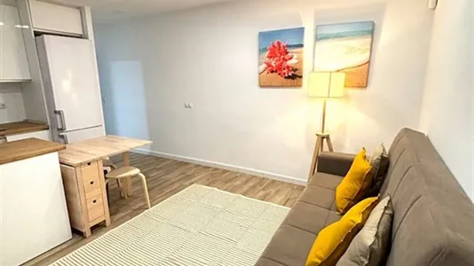 Apartments in Barcelona Ciutat Vella - photo 3