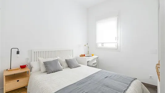 Rooms in Madrid Chamberí - photo 1