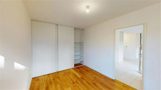 Apartments in Chambéry - photo 2