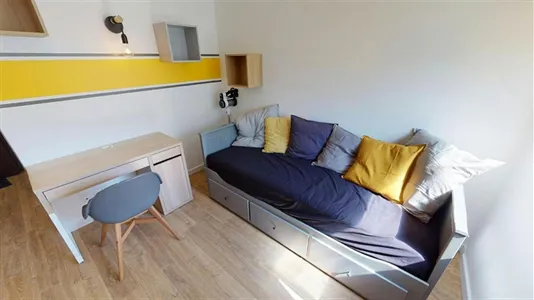 Apartments in Bordeaux - photo 5