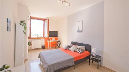 Room for rent in Lecco, Lombardia