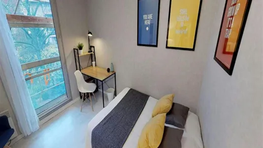 Rooms in Lyon - photo 2