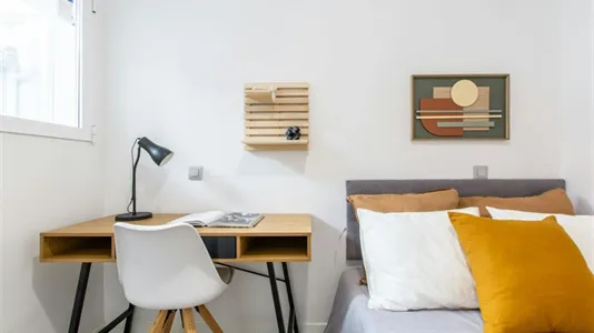 Rooms in Madrid Centro - photo 5