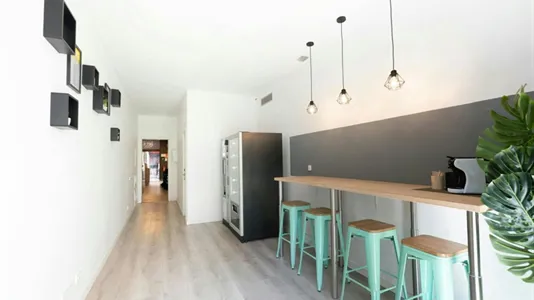 Rooms in Barcelona Ciutat Vella - photo 4