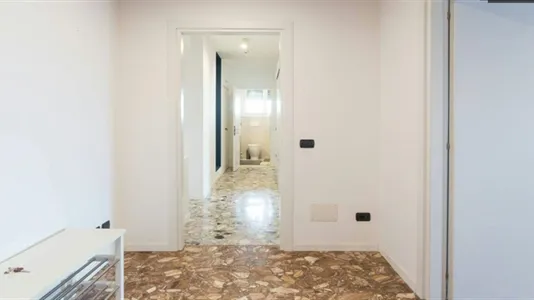 Rooms in Buccinasco - photo 8