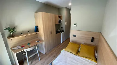 Room for rent in Dos Hermanas, Andalucía
