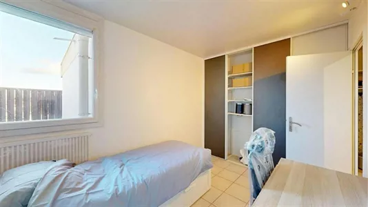 Rooms in Angoulême - photo 3