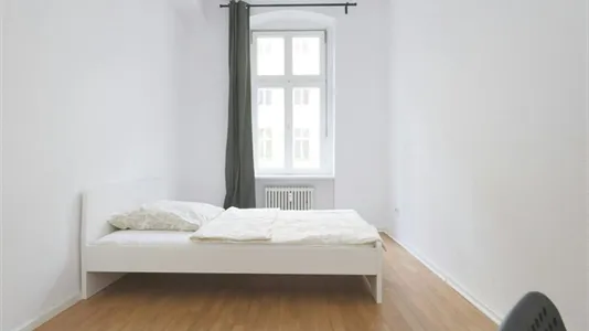 Rooms in Berlin Friedrichshain-Kreuzberg - photo 2