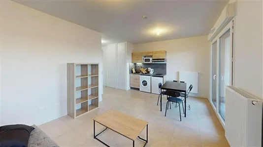 Apartments in Clermont-Ferrand - photo 2