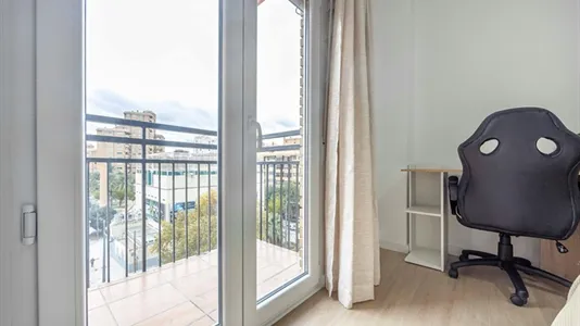 Rooms in el Camí de Vera - photo 2