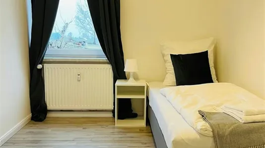 Apartments in Northwestern Mecklenburg - photo 4