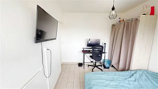 Rooms in Saint-Julien-en-Genevois - photo 5