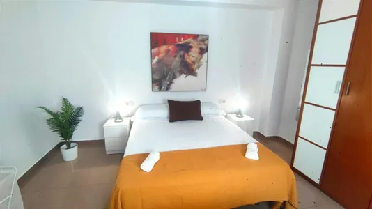 Rooms in Almería - photo 6