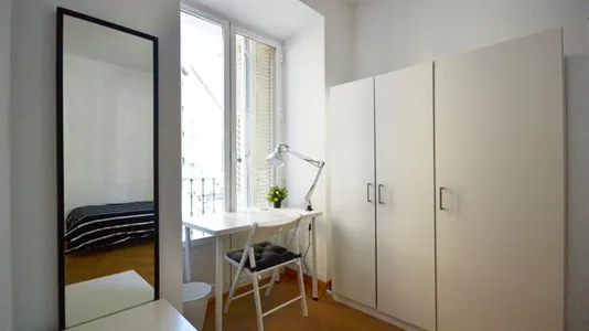 Rooms in Madrid Centro - photo 4