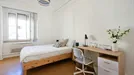 Room for rent, Lisbon (region), &lt;span class=&quot;blurred street&quot; onclick=&quot;ProcessAdRequest(7744303)&quot;&gt;&lt;span class=&quot;hint&quot;&gt;See streetname&lt;/span&gt;[xxxxxxxxxxxxx]&lt;/span&gt;