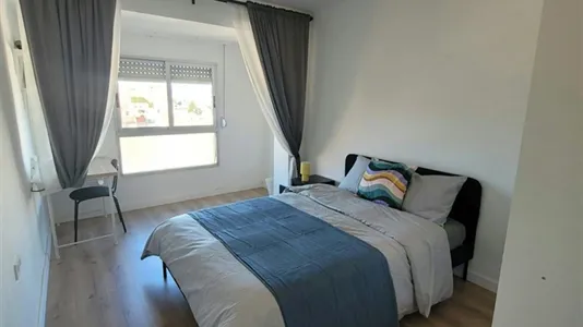 Rooms in Mislata - photo 2