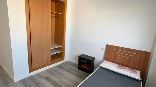 Rooms in Castellón de la Plana/Castelló de la Plana - photo 2